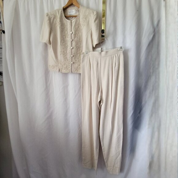 Vintage Karin Stevens 2 pc Pant Suit Sz 8 Rayon Poly Beige Embroidered NOS NWT - Picture 1 of 15